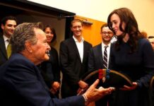 اتهام آزار جنسی یک هنرپیشه به جورج بوش پدر